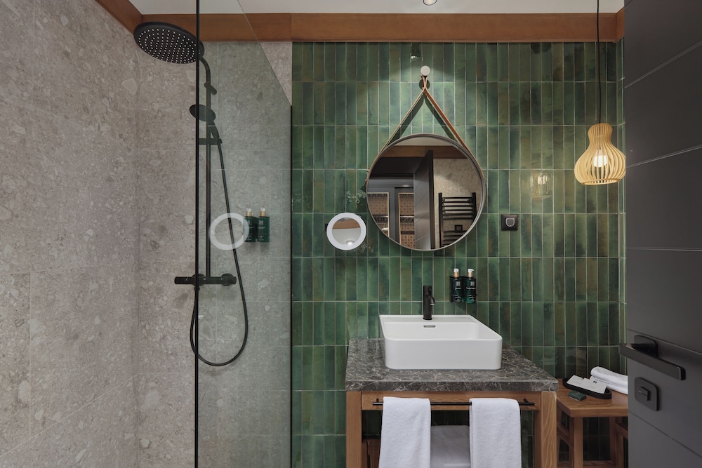 Wulfenia Hotel & Spa 64/66