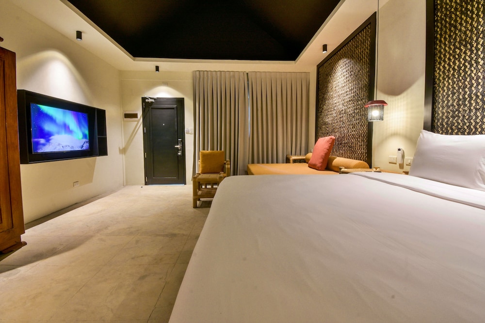 The Henry Resort Boracay 15/53