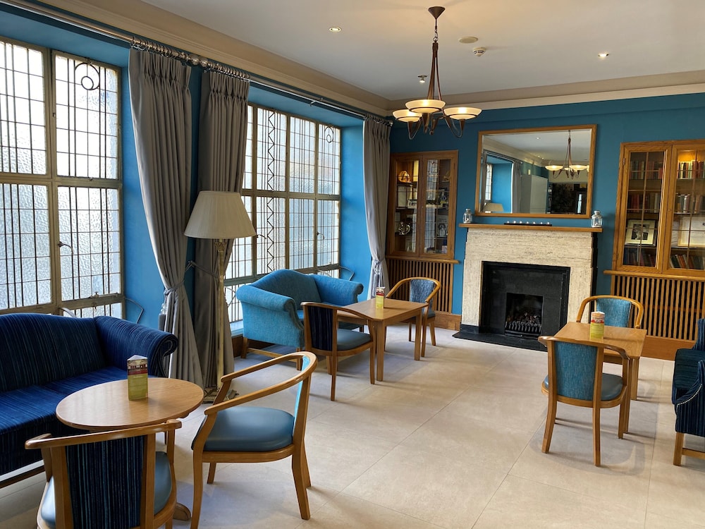 The Lucan Spa Hotel 44/65