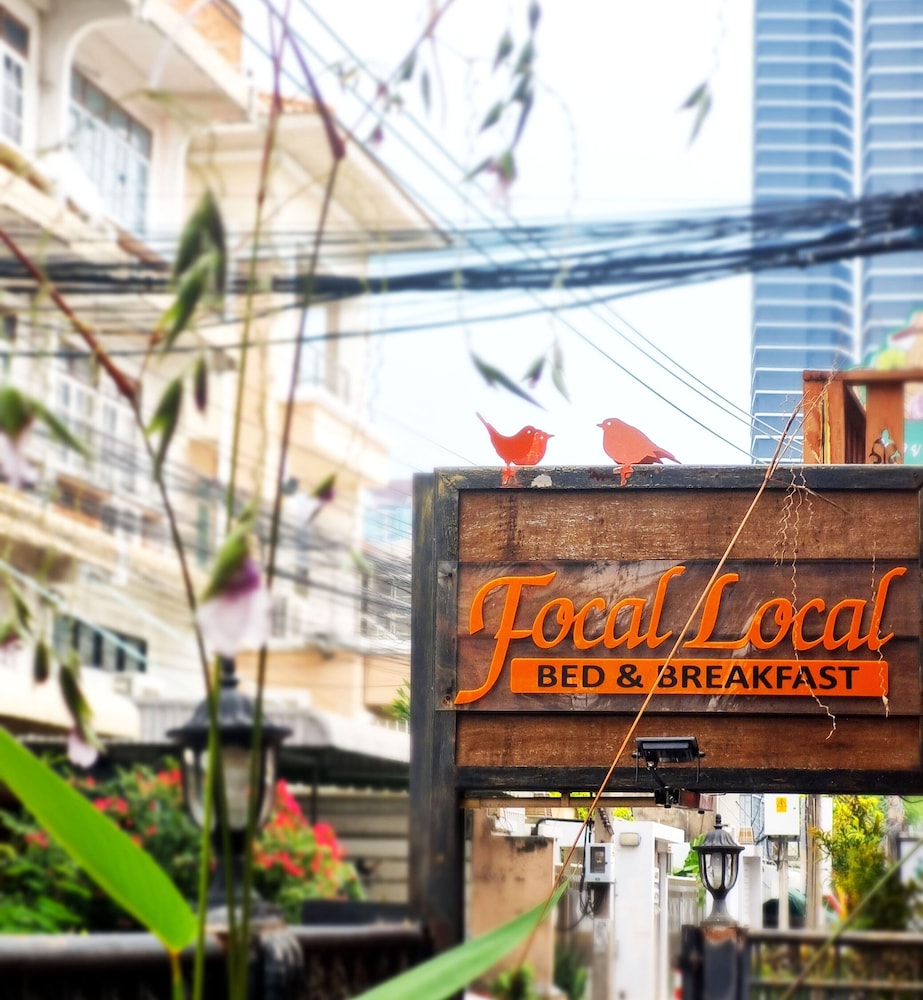 Focal Local Bed And Breakfast 2/50