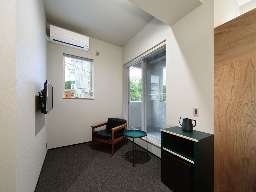 Bunshodo Hotel 40/50