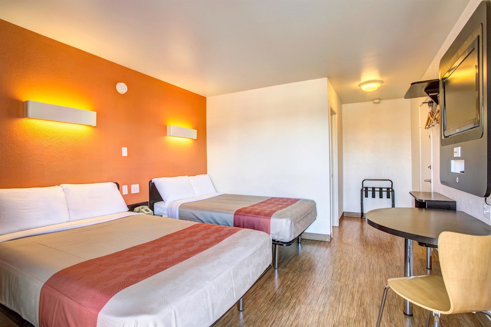 Motel6 Murfreesboro, TN 19/59