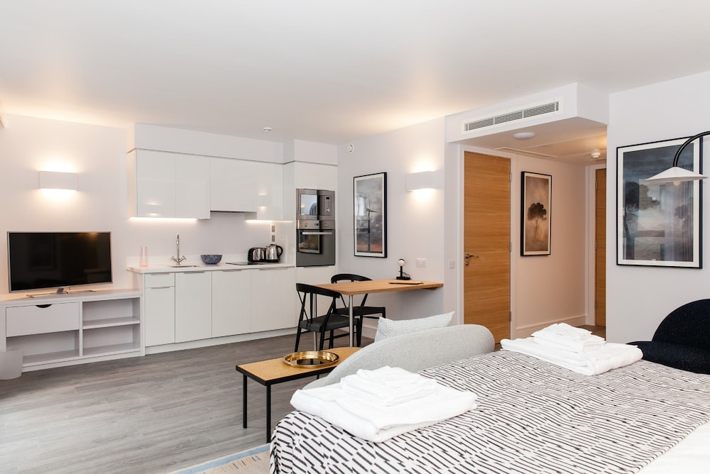 Rockwell East Aparthotel 16/49