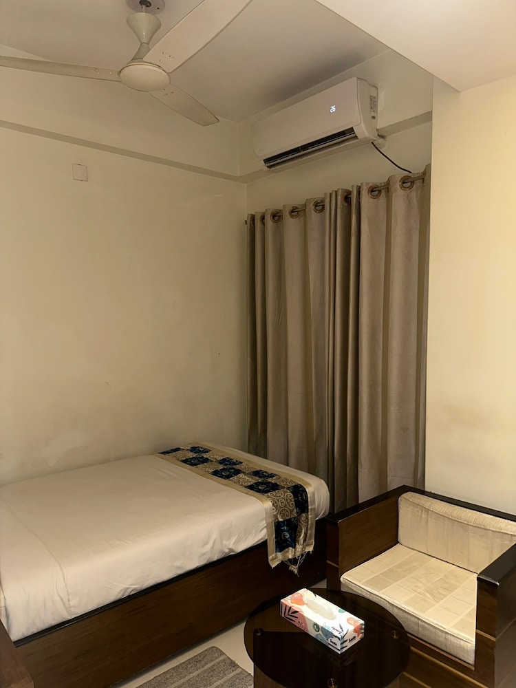 Hotel The Grand Hyatt Dhaka 30/42