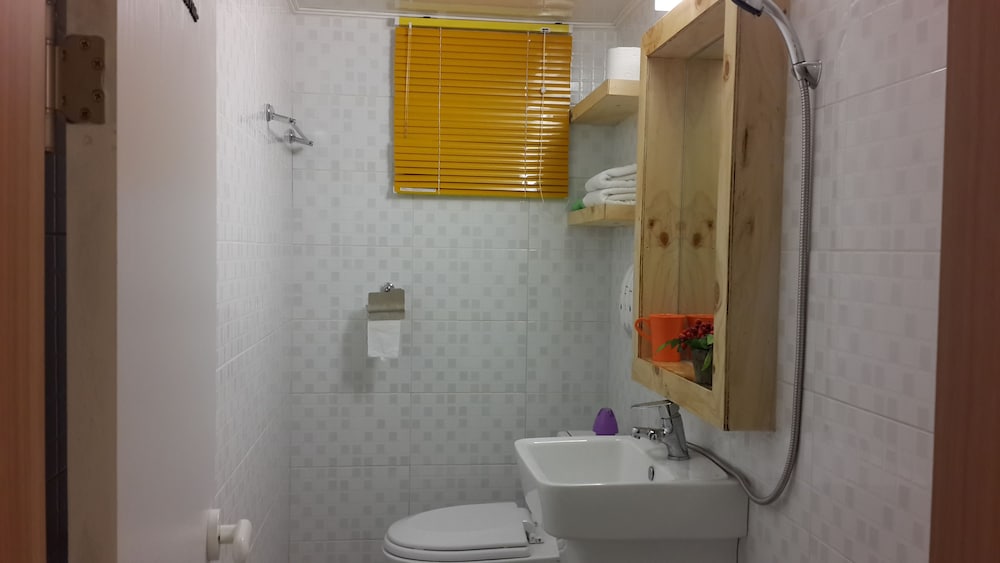 High Street Guest House 44/50