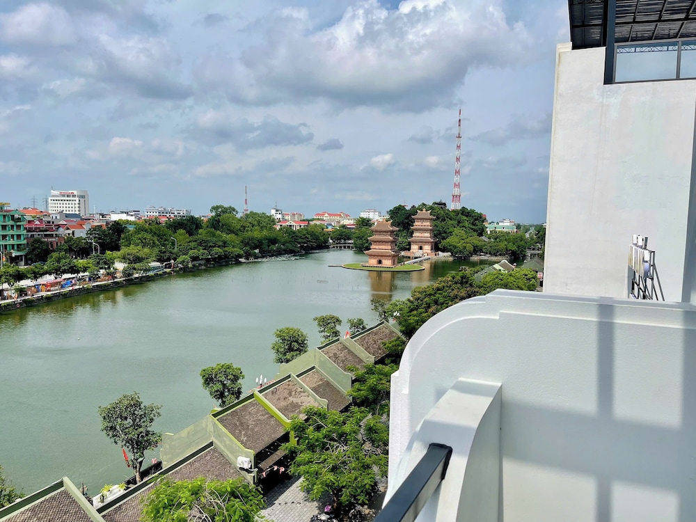 C'Lau Hotel Ninh Binh - A Gem Nestled in Ancient Quarter 43/50