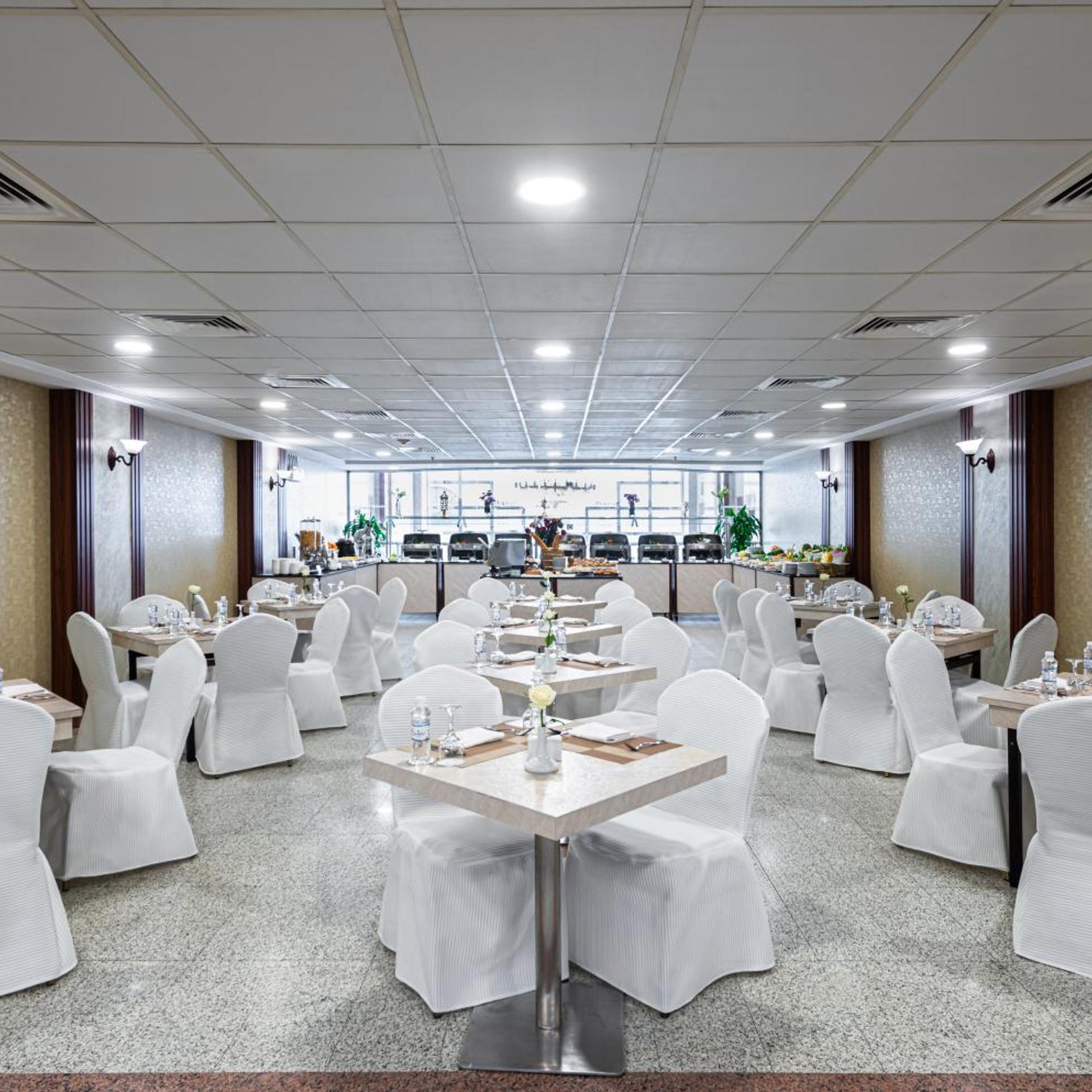 الأنصار الجديد(Al Ansar Palace Golden Tulip Hotel) 57/60
