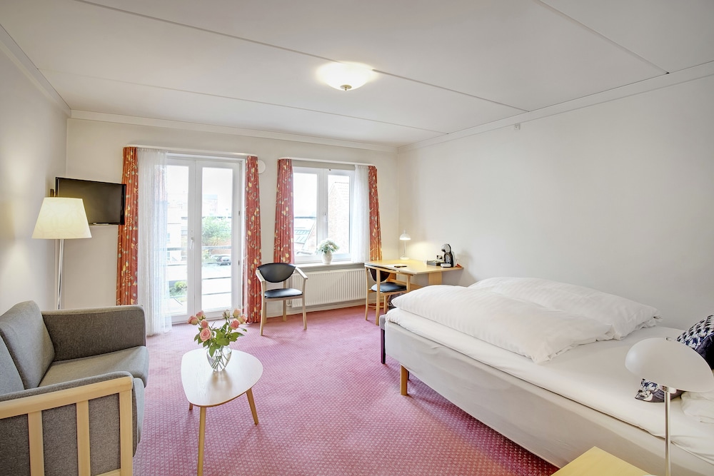 Palads Hotel 9/48