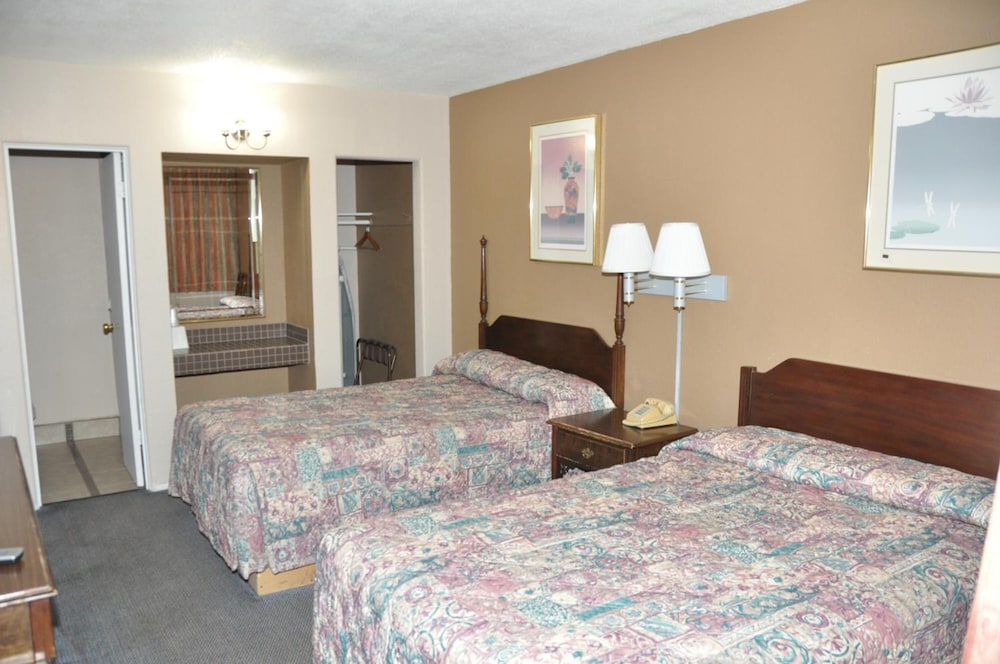 Budget Inn 14/38