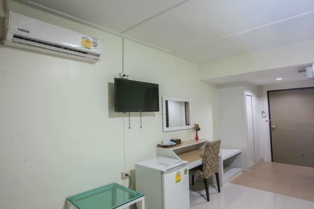 The Train Hotel Hatyai 34/67