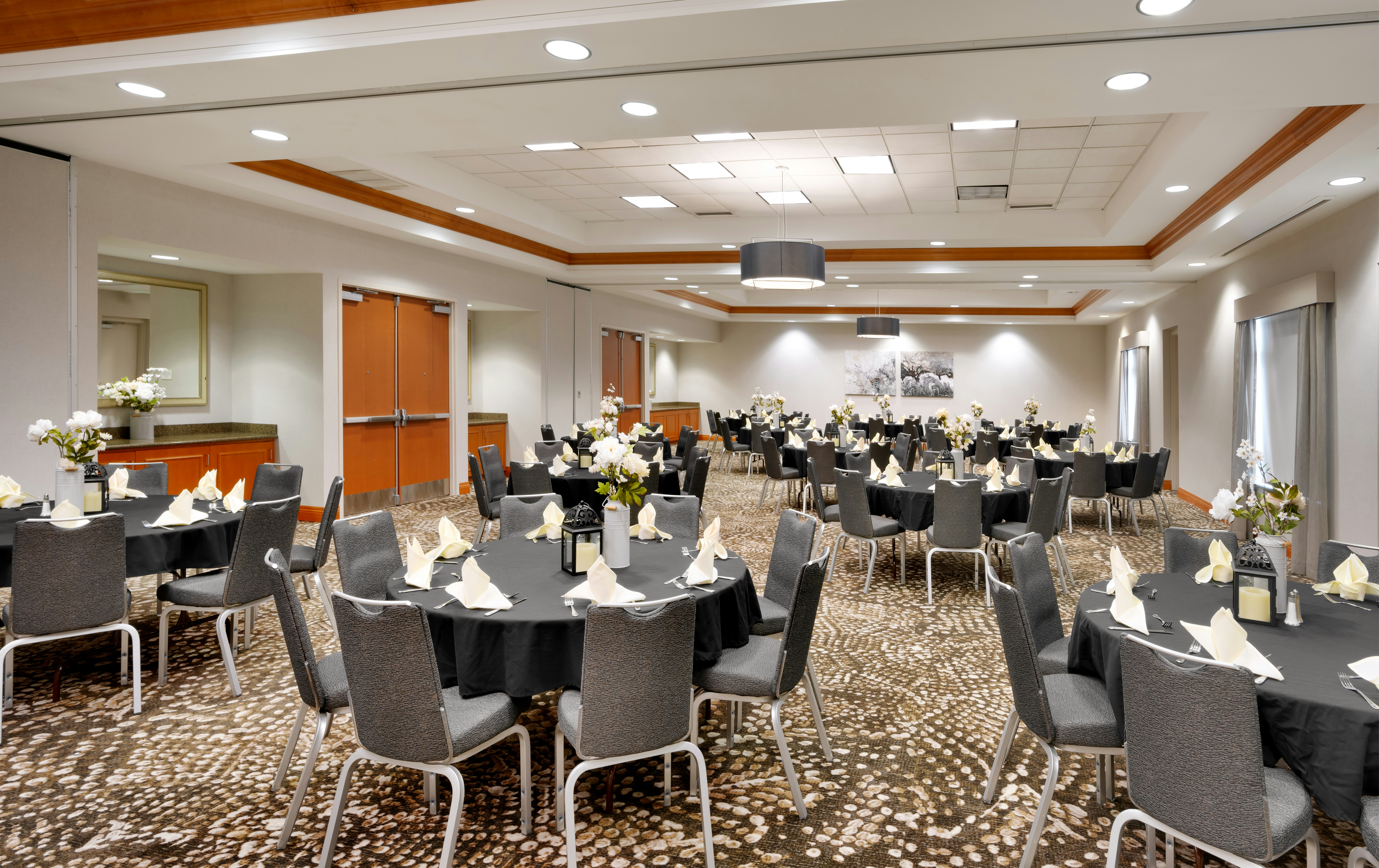 Hilton Garden Inn Salt Lake City Sandy 32/44