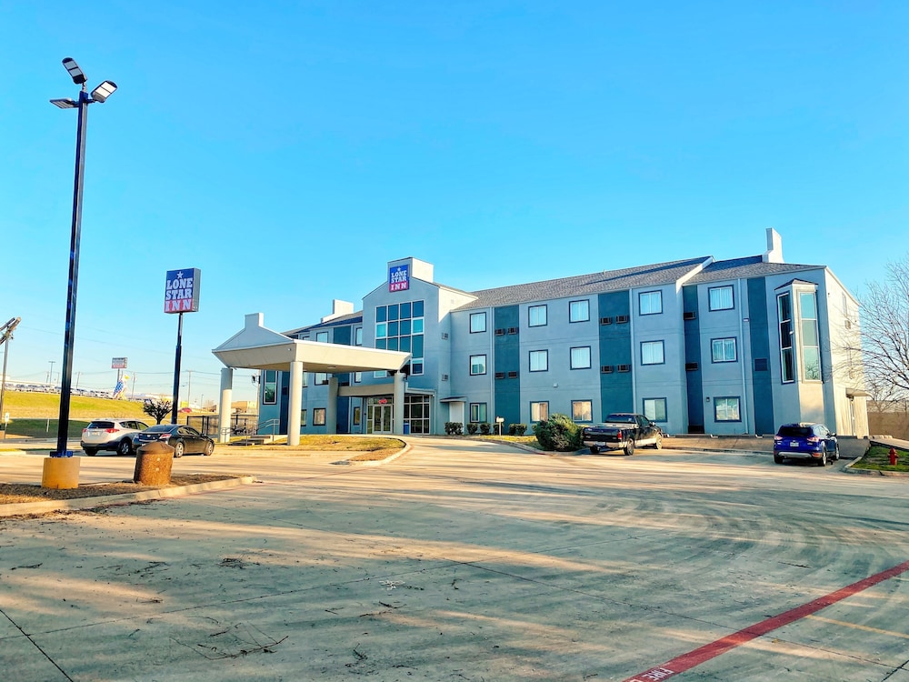 Lone Star Inn 18/22