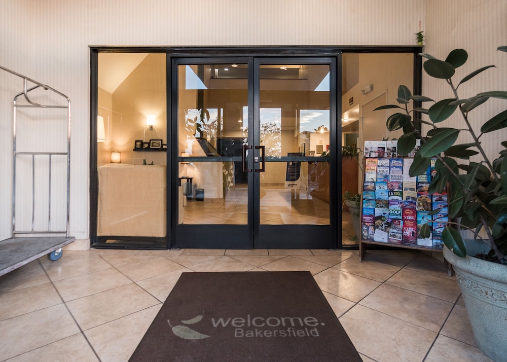 Sleep Inn & Suites Bakersfield North 14/46