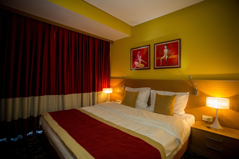 Hotel Colosseo 25/50