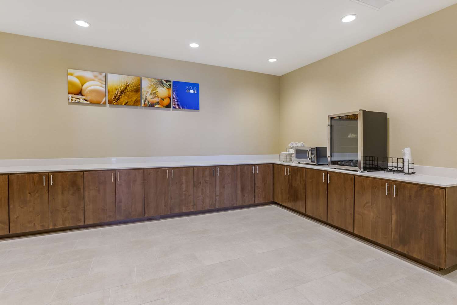 Comfort Suites Albuquerque Airport 5/34