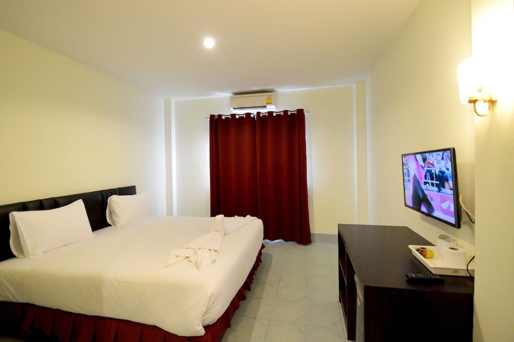 Paripas Express Hotel Patong 19/35