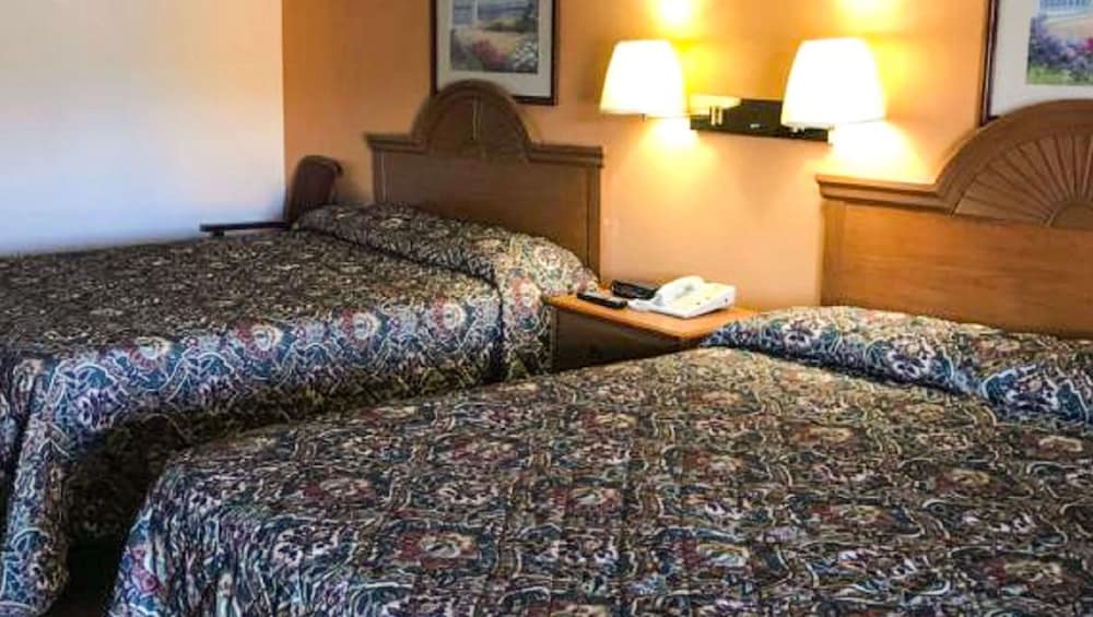 Budget Inn Franklinton 13/34