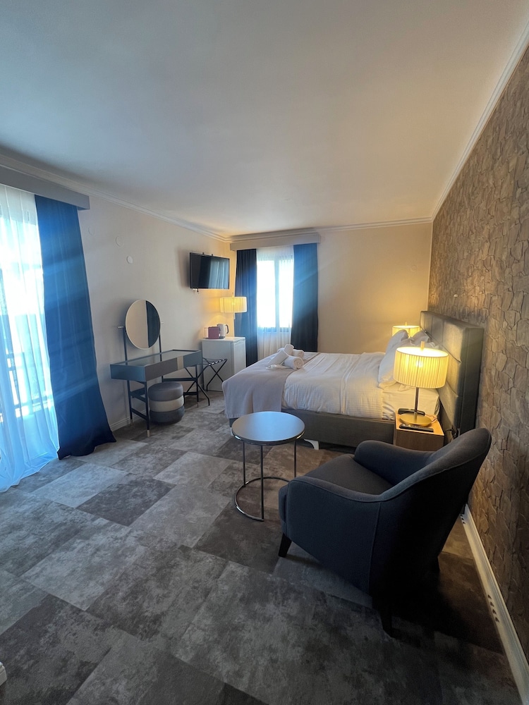 Light House Hotel Alexandroupolis 49/55