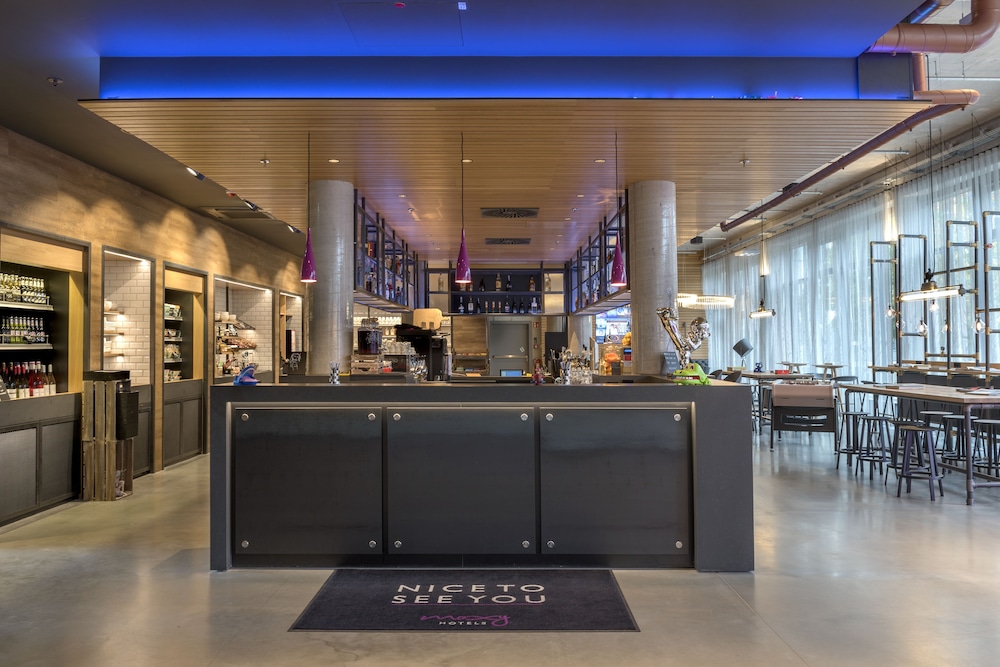 Moxy Glasgow Merchant City