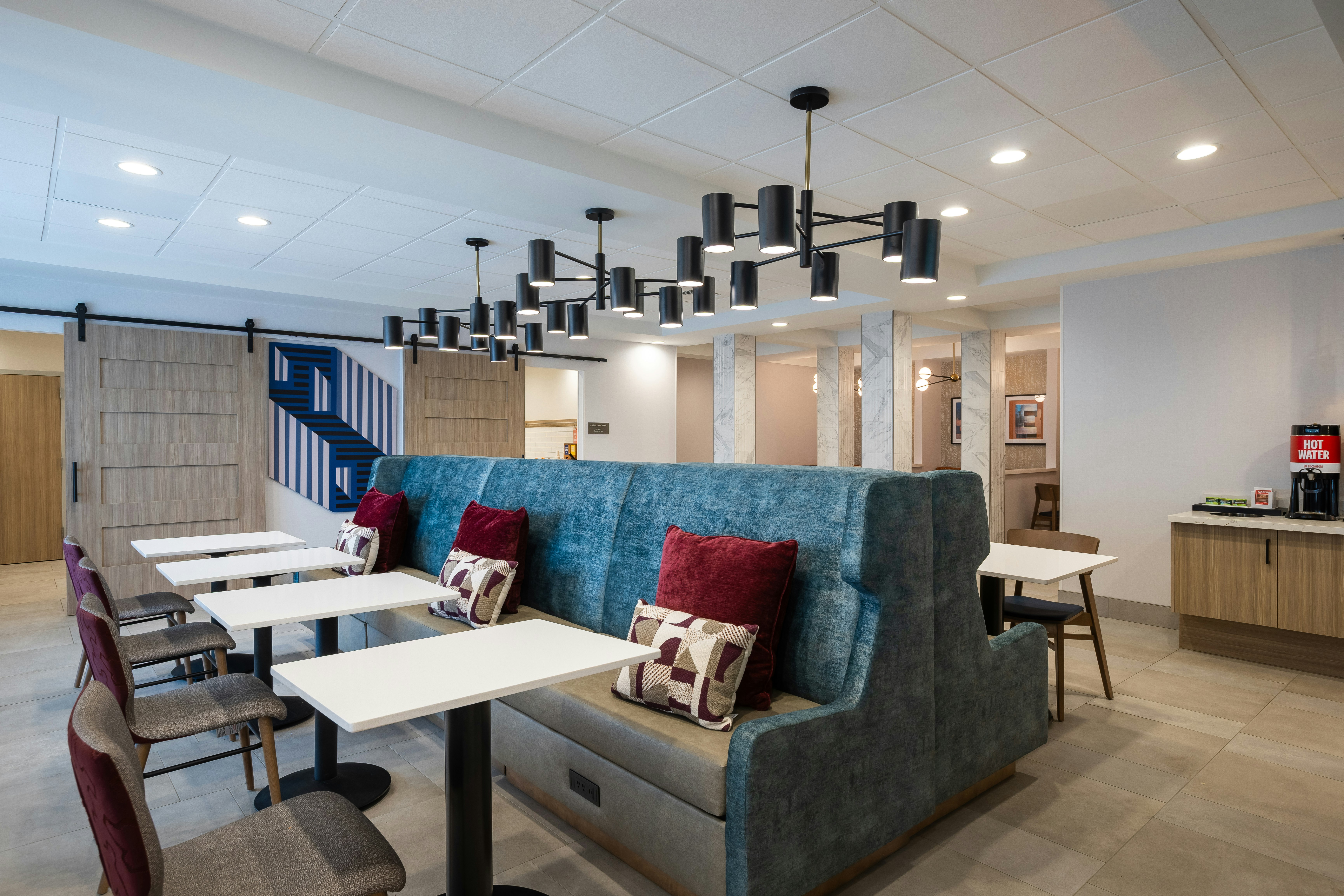 Hampton Inn Easley 42/72