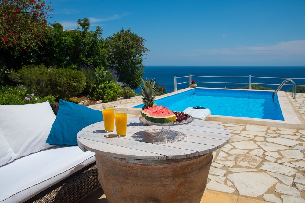 Orfos Villas 42/50