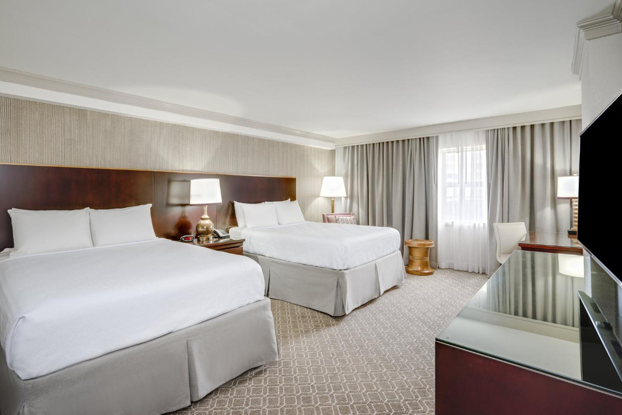 1 Bedroom, Astor, Tower, Suite, 2 Queen Beds, Sofa