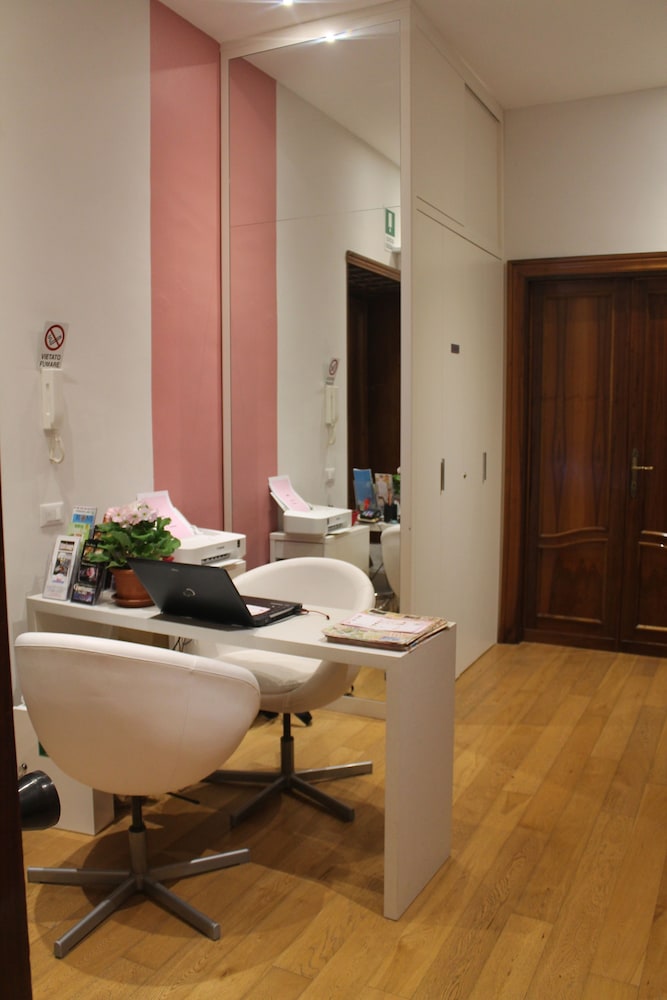 Sofia's Suites 26/46