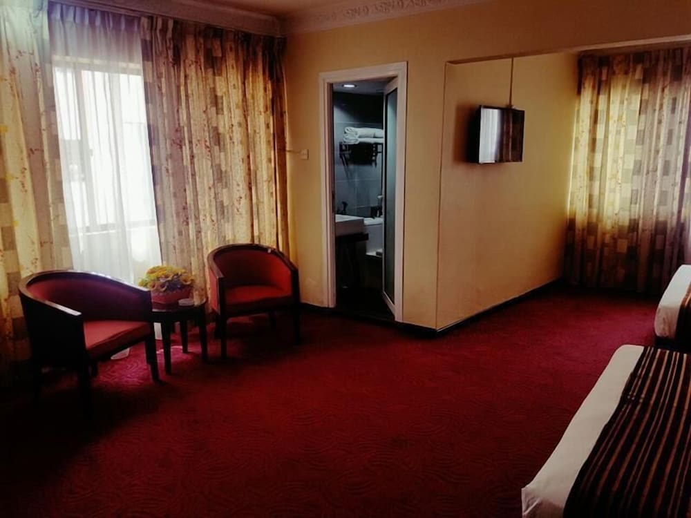Palace Hotel 40/45