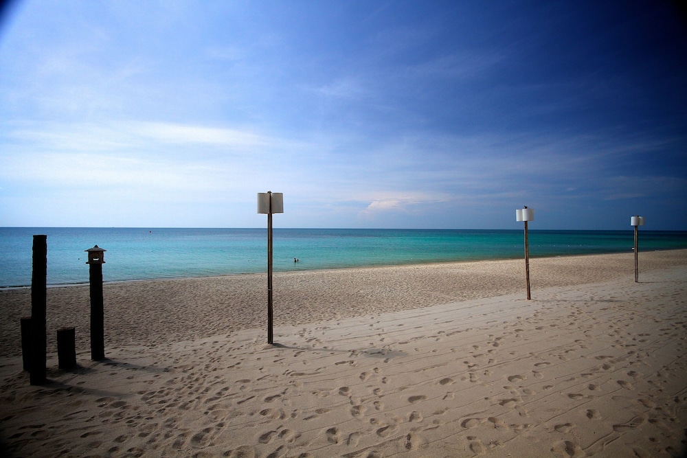 The Hive Hotel Samui 60/71