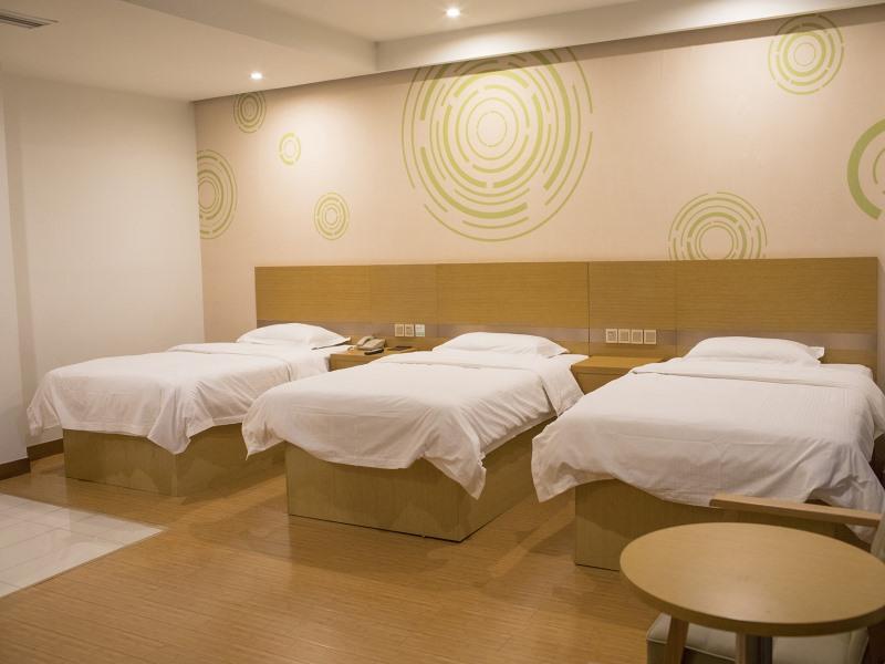 GreenTree Inn Qingdao Jiaozhou Jiaoping Road Aviation Industry Park Express Hotel 6/16