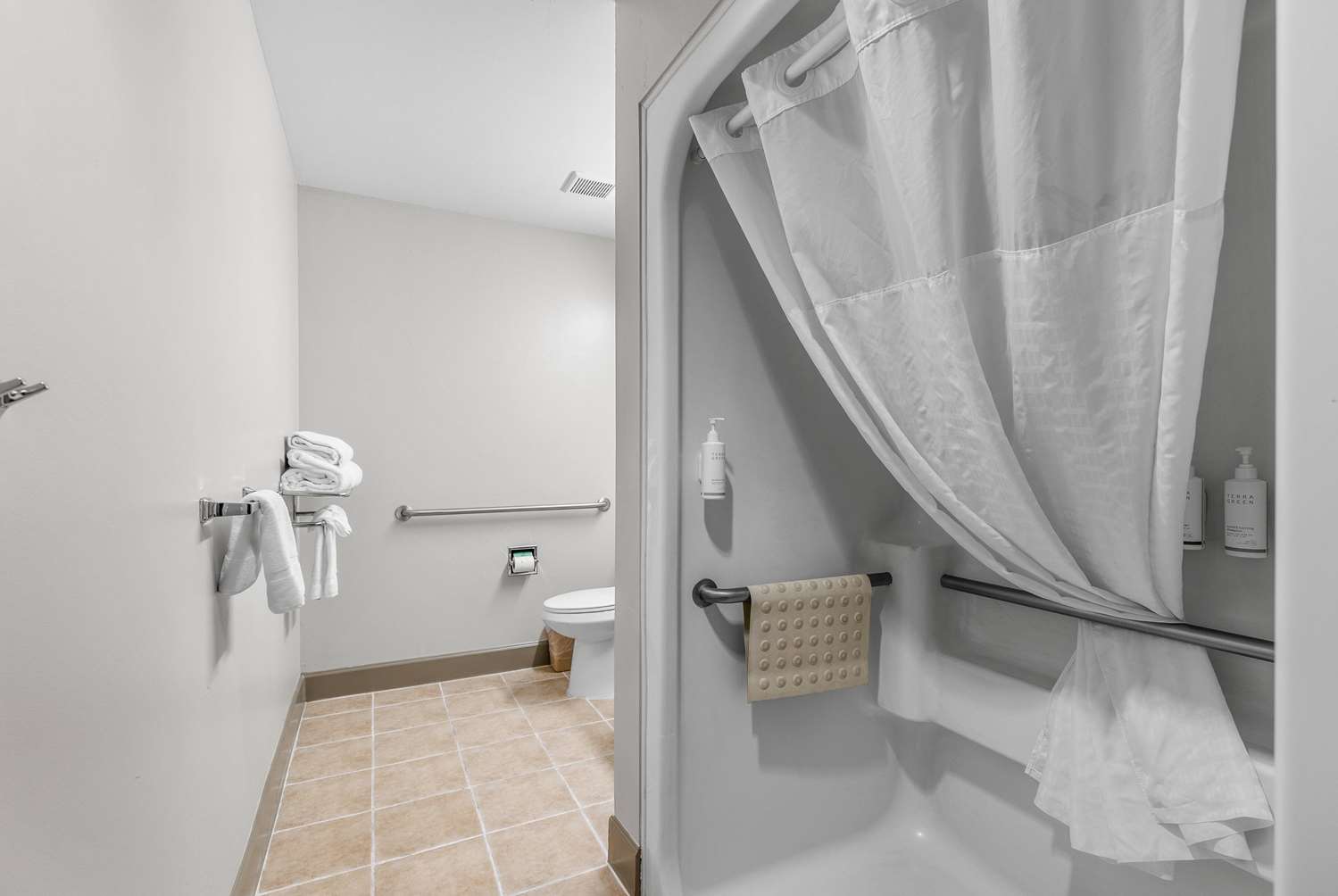 Days Inn By Wyndham Camp Verde Arizona 28/28