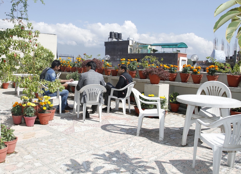 Kathmandu Grand Hotel 40/48