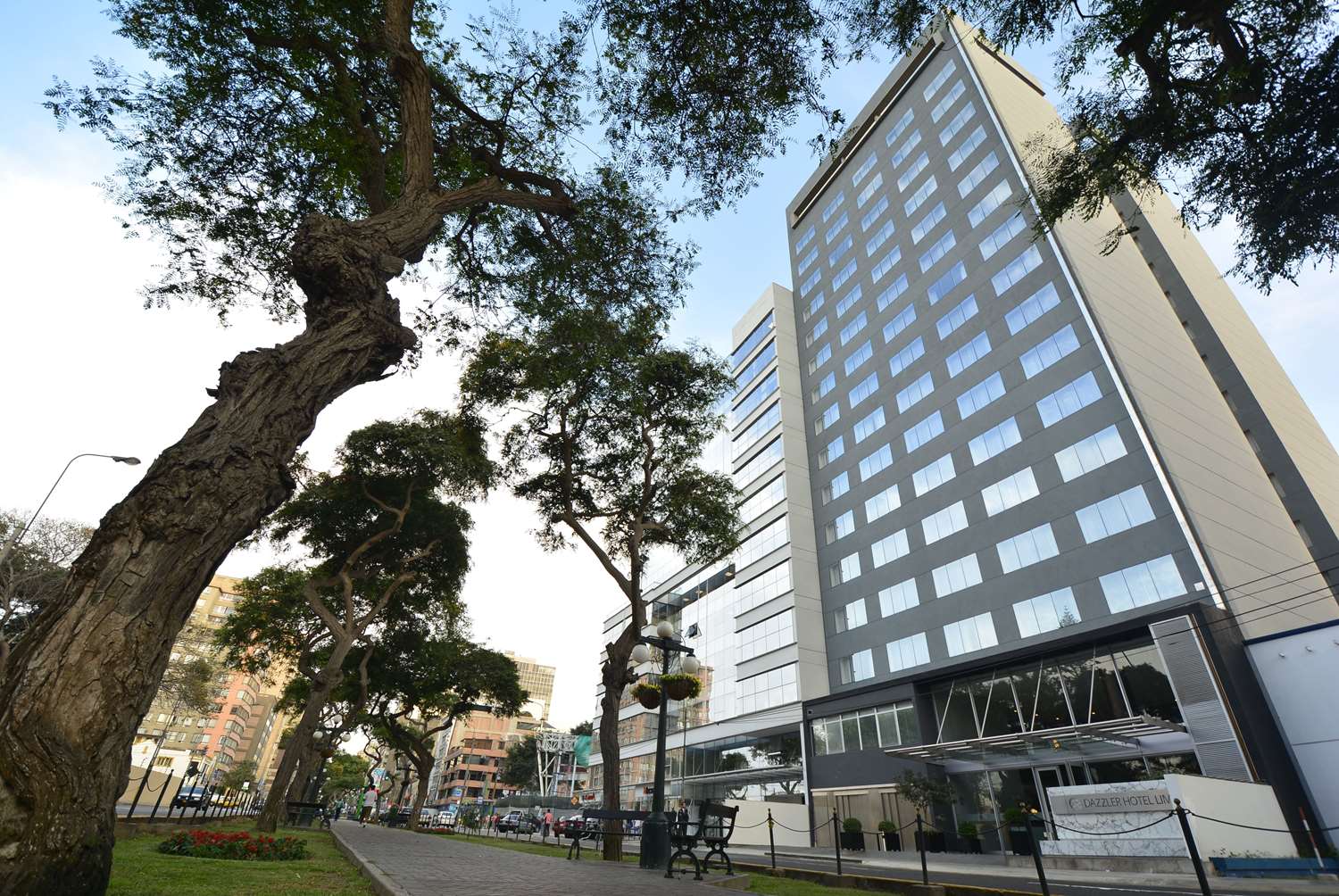 Dazzler By Wyndham Lima Miraflores 3/51