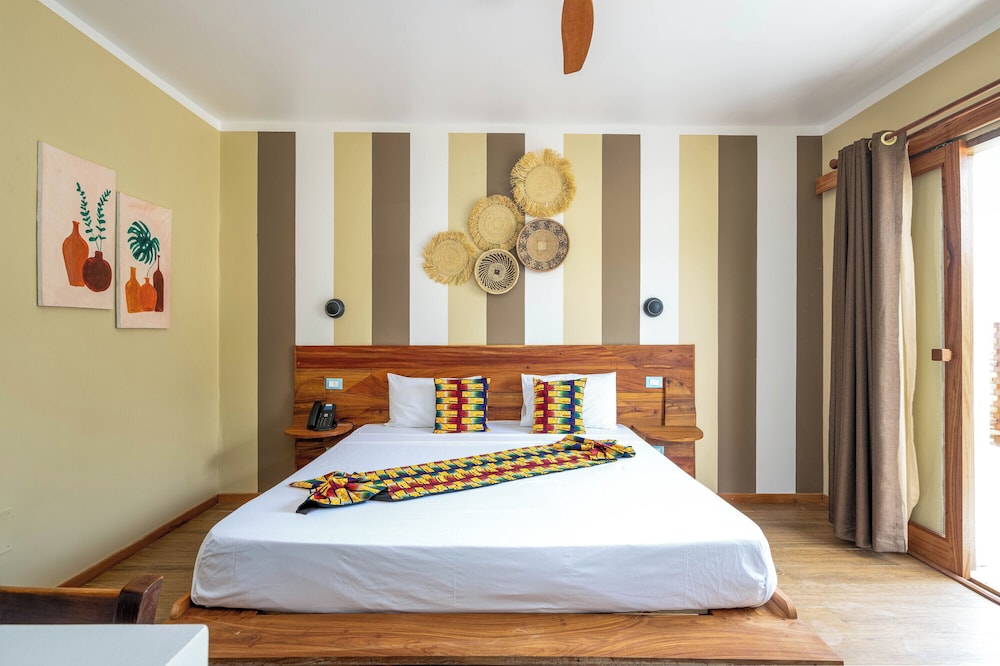 Blackstone Beach Resort 11/40