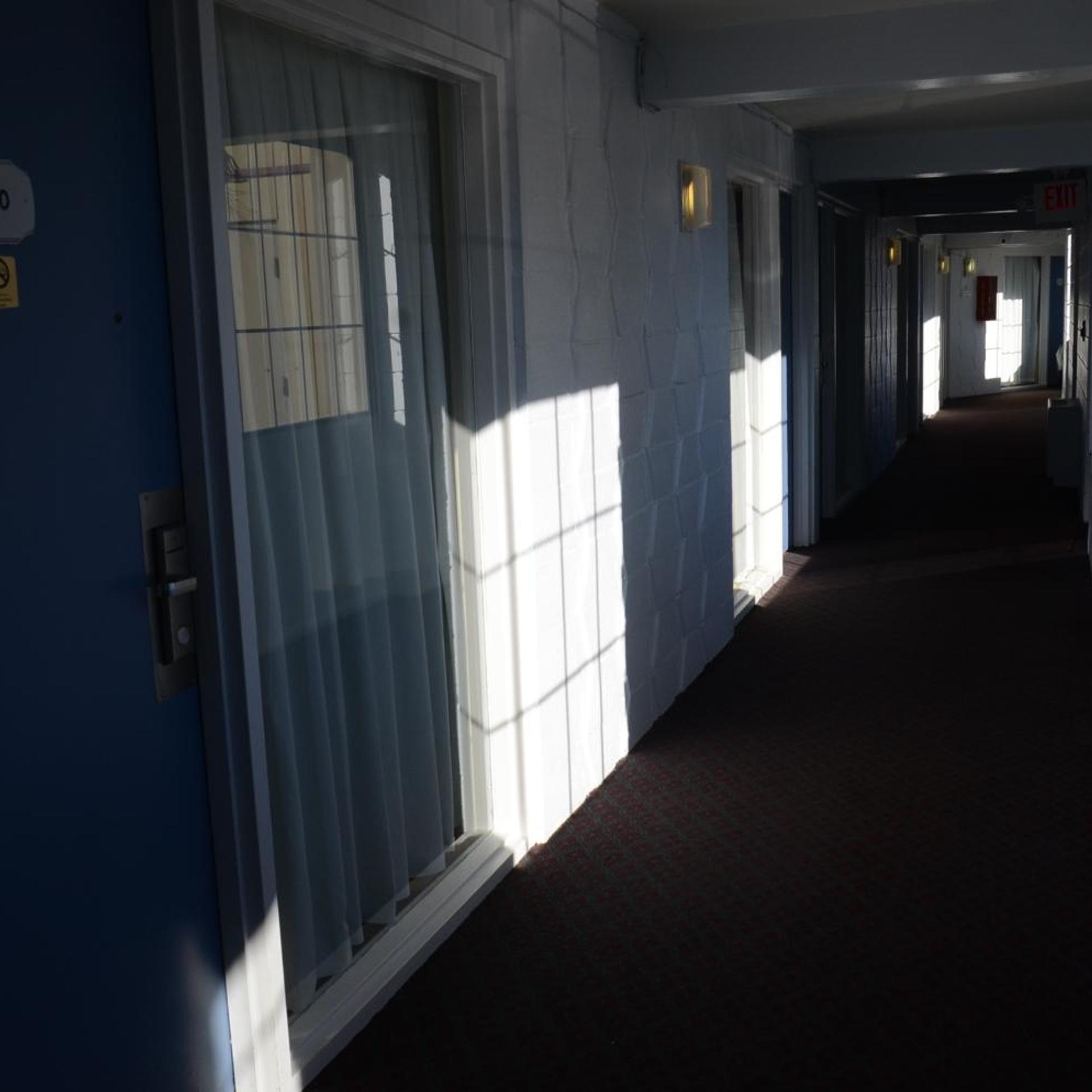 Red Carpet Inn & Suites 7/50