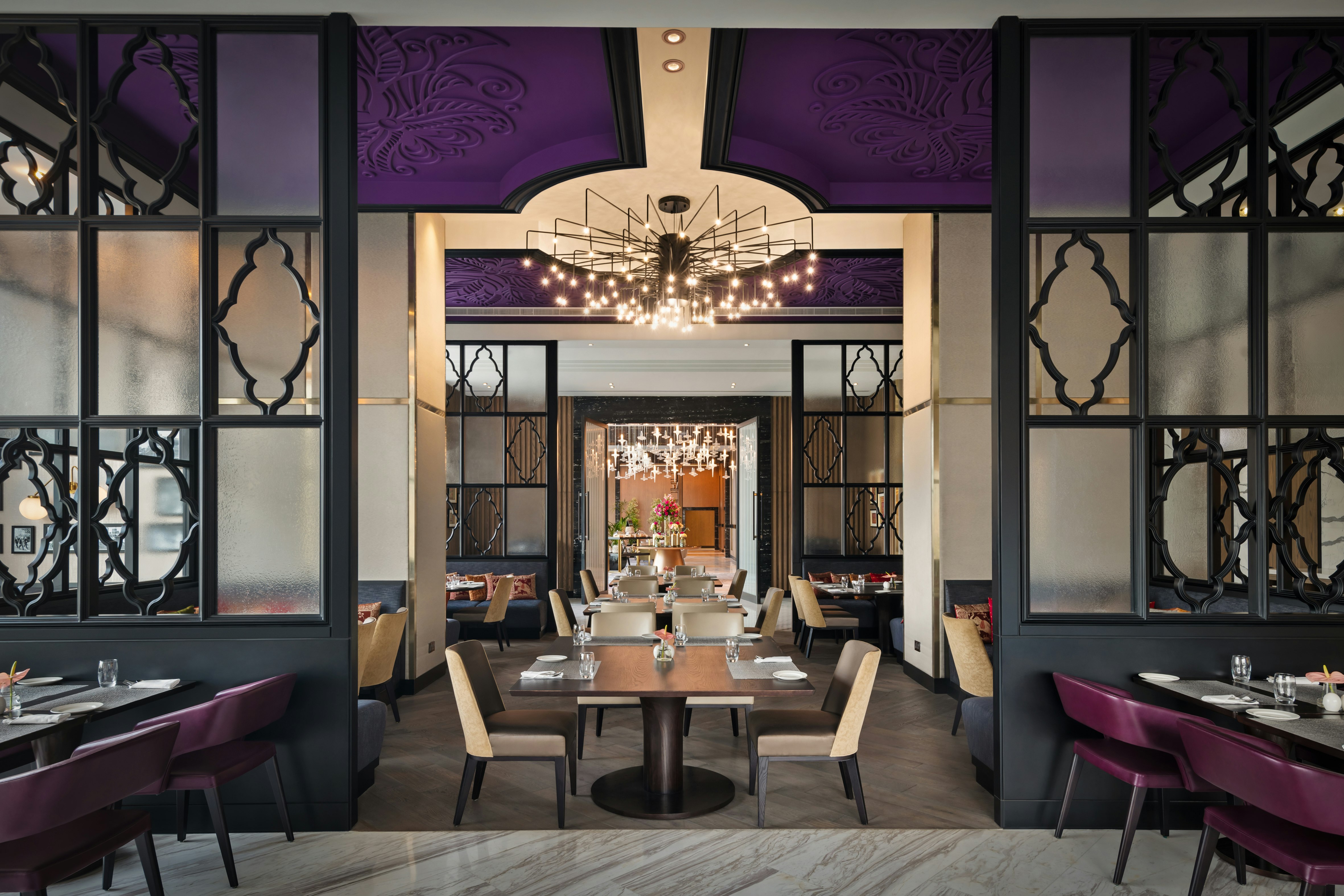 Taj Jumeirah Lakes Towers 56/77