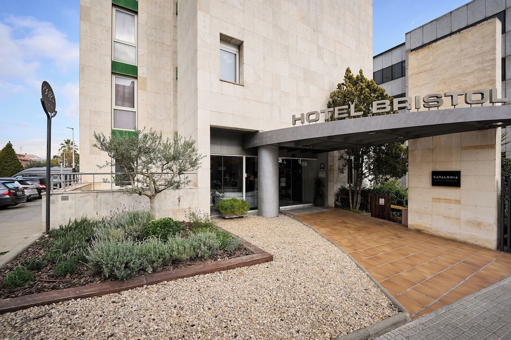 Catalonia Bristol Hotel 55/60
