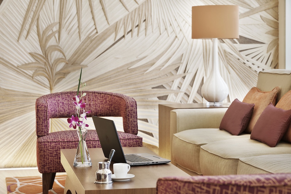 كورتيارد ماريوت(Courtyard by Marriott Riyadh Olaya) 28/38