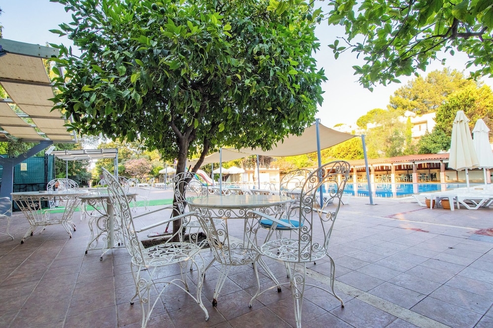 Pigale Beach Resort 27/66