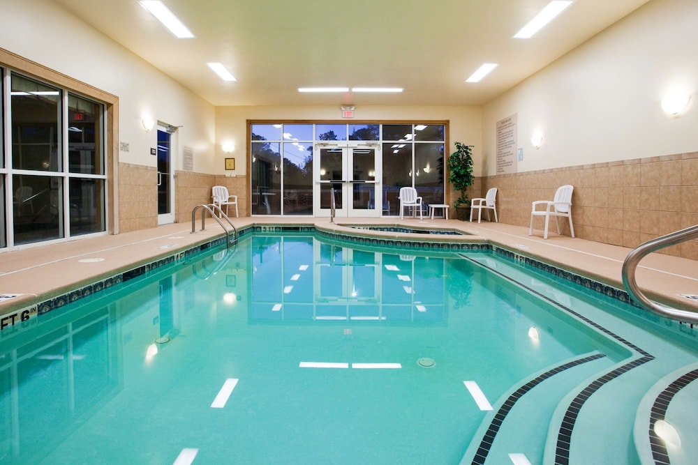 Country Inn & Suites by Radisson, Conyers, GA 18/37