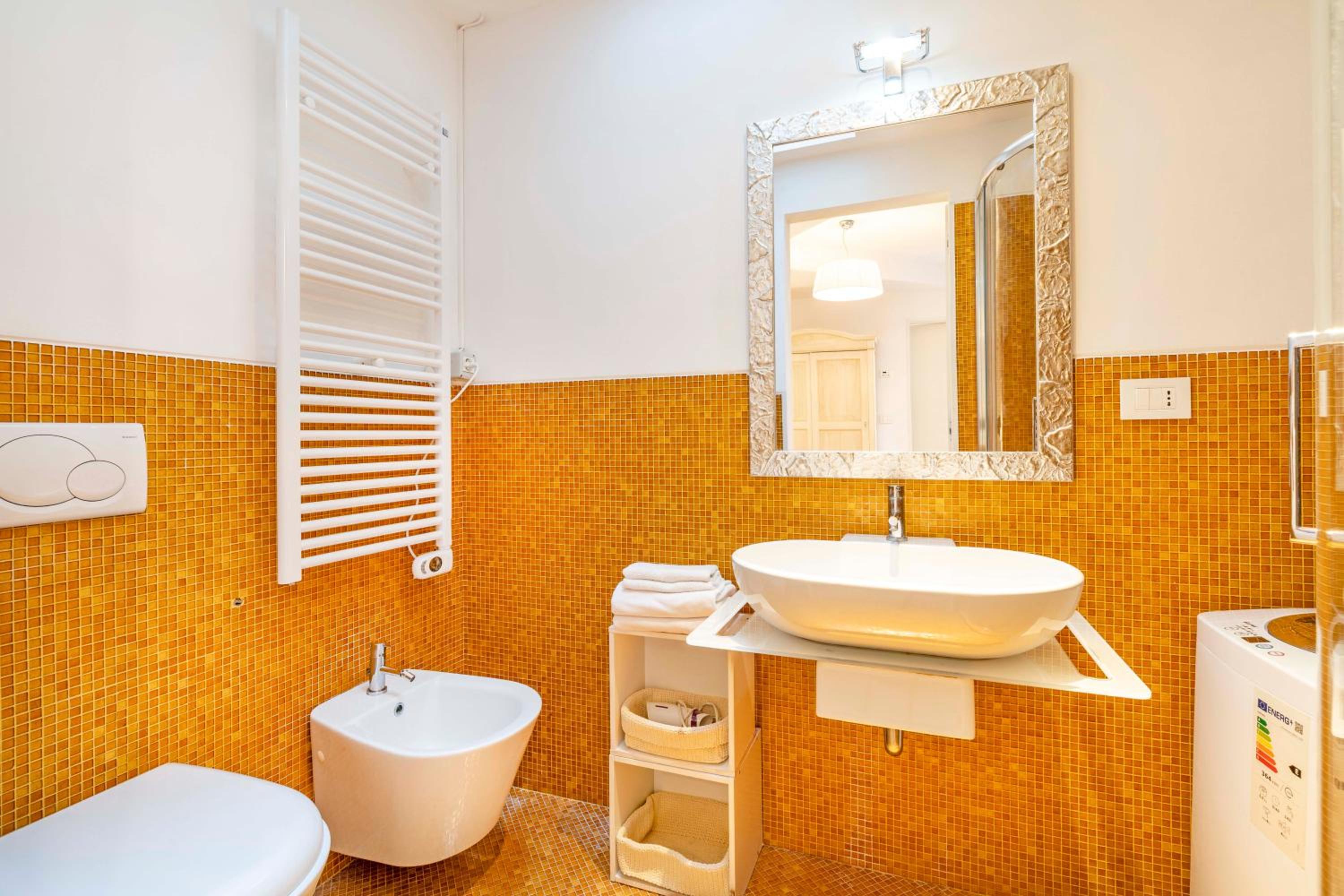 Contemporary Apartment In Venice Ff 34/35