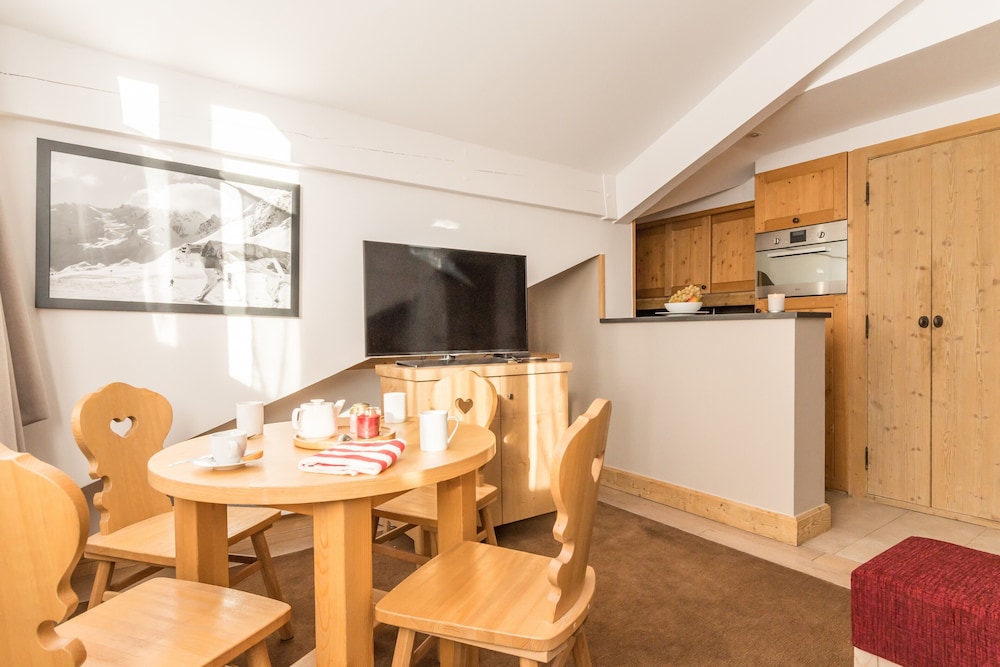Residence Pierre Vacances Premium Les Chalets Du Forum 48/50