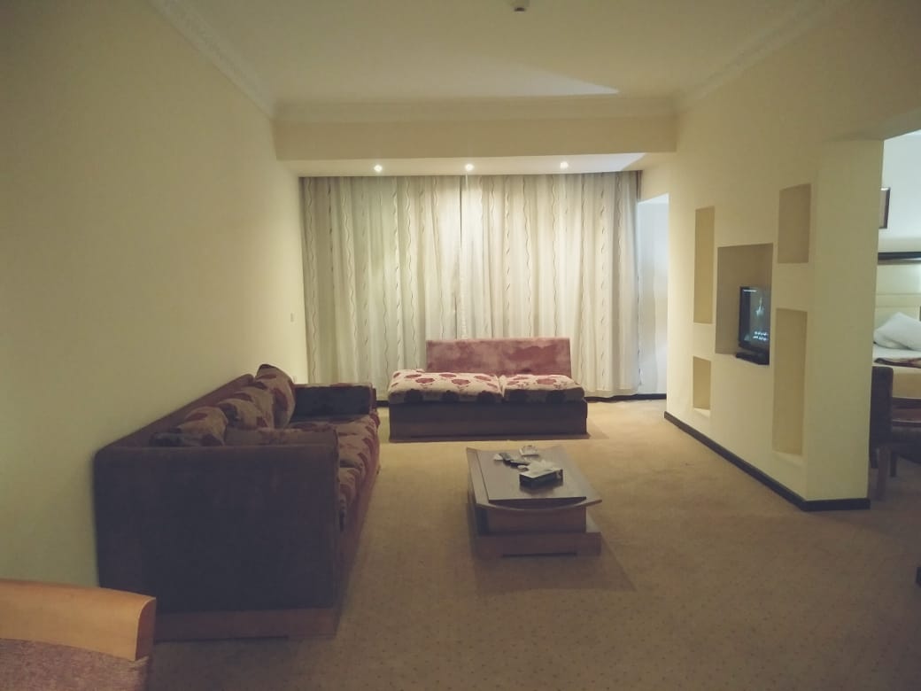 Paradise Home City Stars 28/49