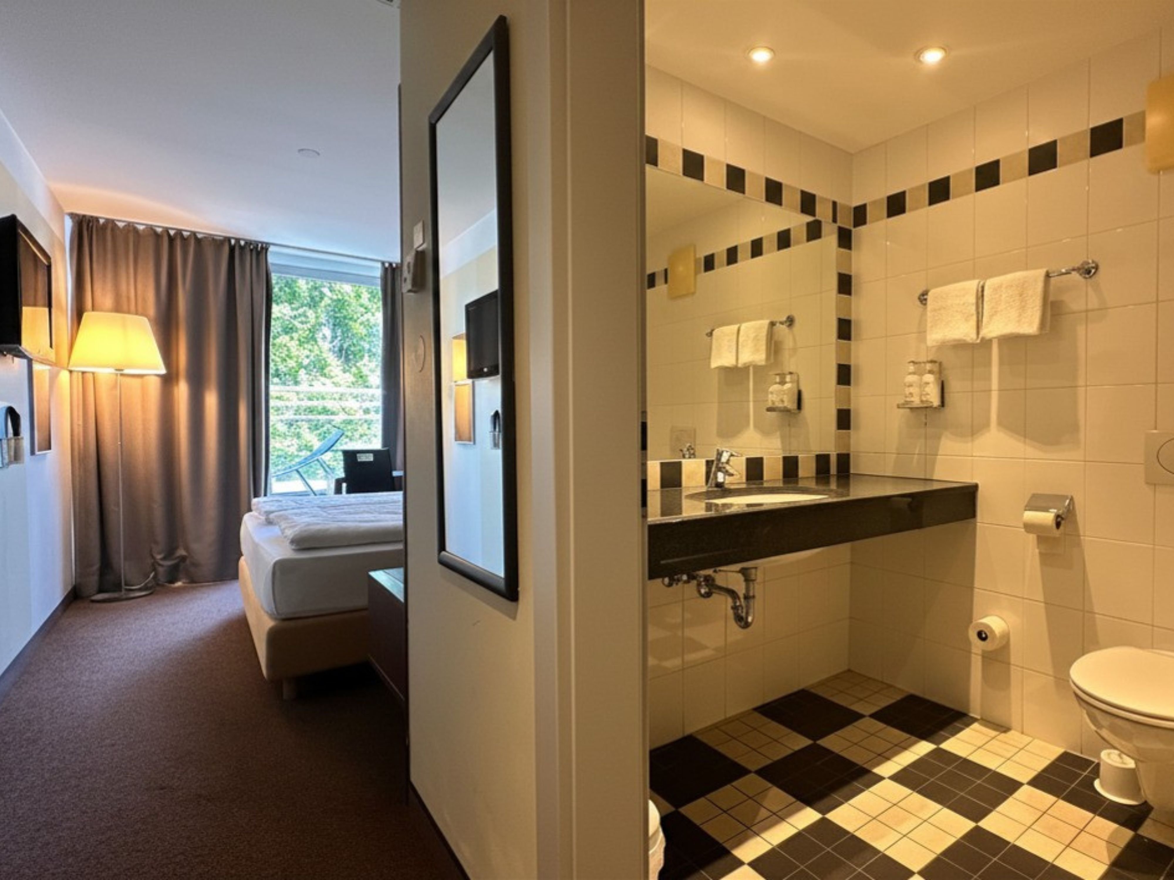 Holiday Inn Salzburg City 77/78