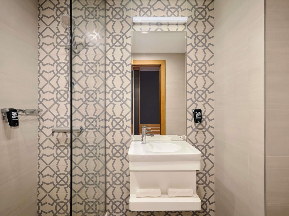 Ibis Styles Manama Diplomatic Area 81/82