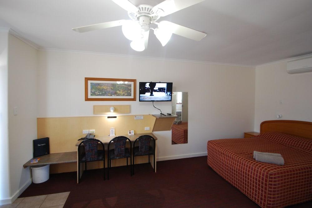 Comfort Inn & Suites Augusta Westside 23/45