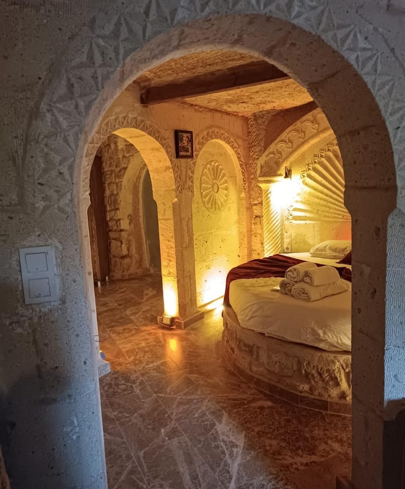 Heaven Cave House 21/64
