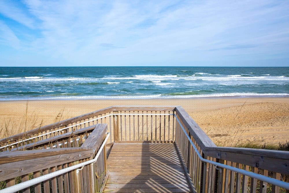 Travelodge by Wyndham Outer Banks/Kill Devil Hills 40/50