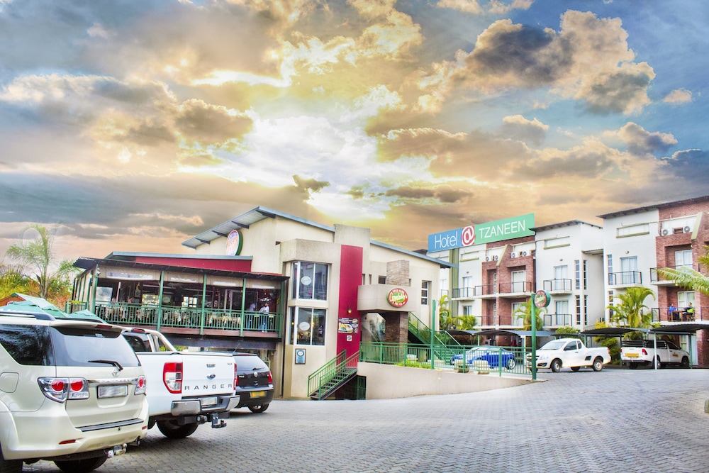 Hotel Tzaneen 67/70