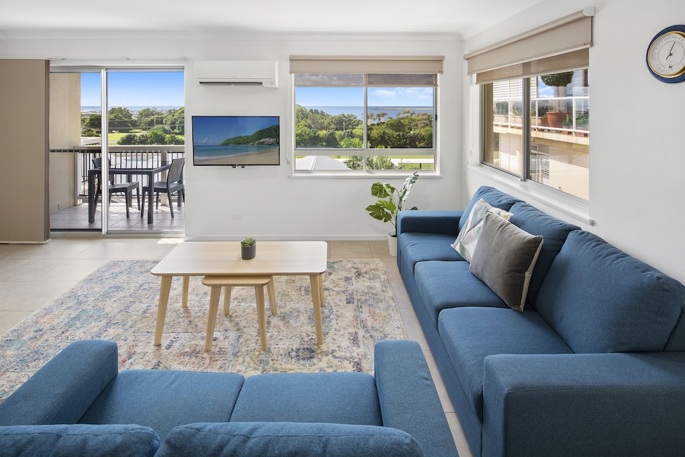 THE OBSERVATORY HOLIDAY APARTMENTS 26/40